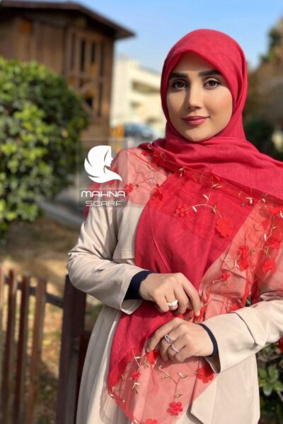 روسری تور گلدوزی قرمز