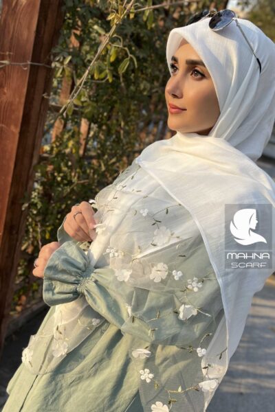 روسری تور گلدوزی سفید