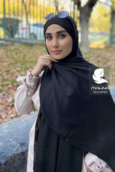 شال کلاهدار کرپ حریر مشکی