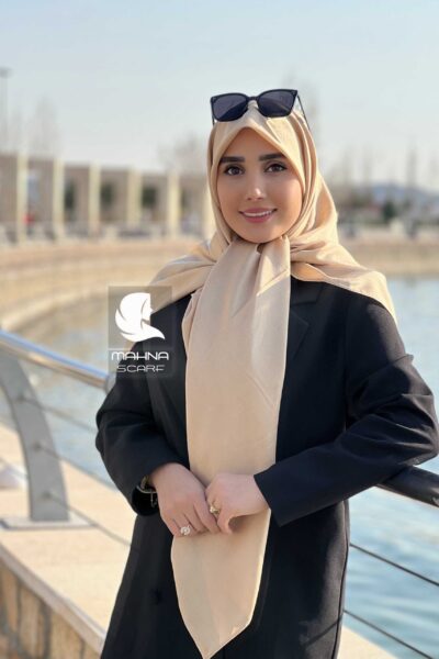 روسری شیمر طلایی