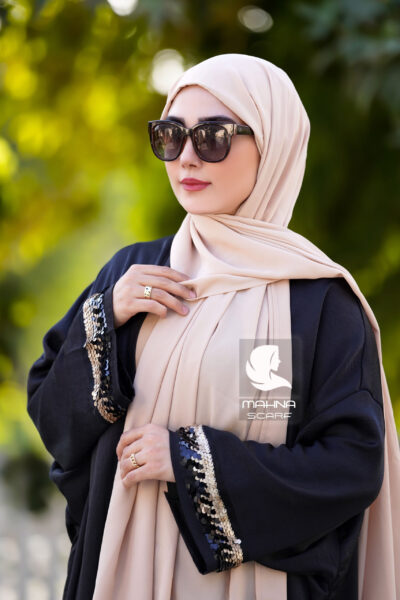 شال کلاهدار کرپ حریر کرم
