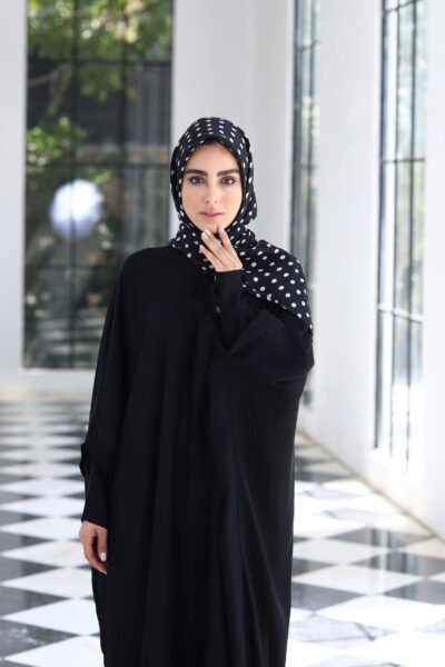 روسری طرح خالخالی کرپ حریر