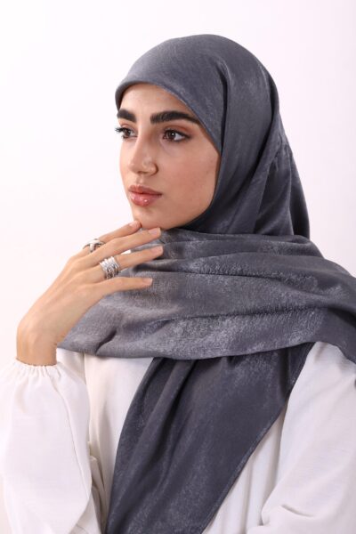 روسری ساتن ابریشم رنگ طوسی تیره