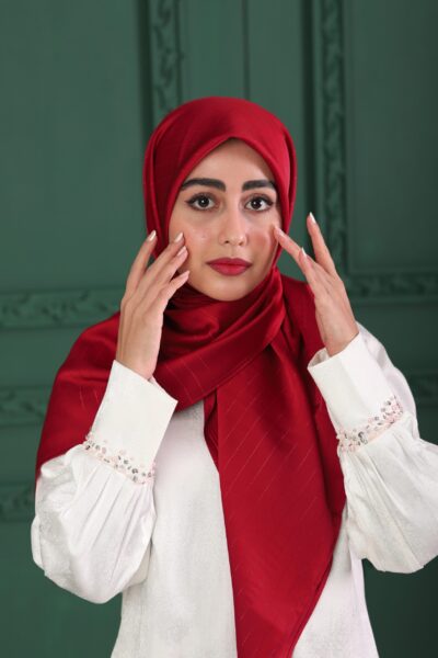روسری ساتن خطدار زرشکی