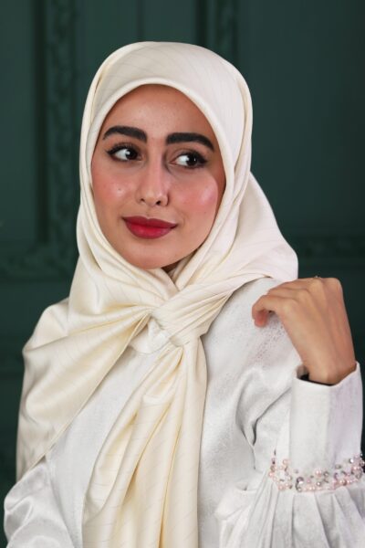 روسری ساتن خطدار شیری