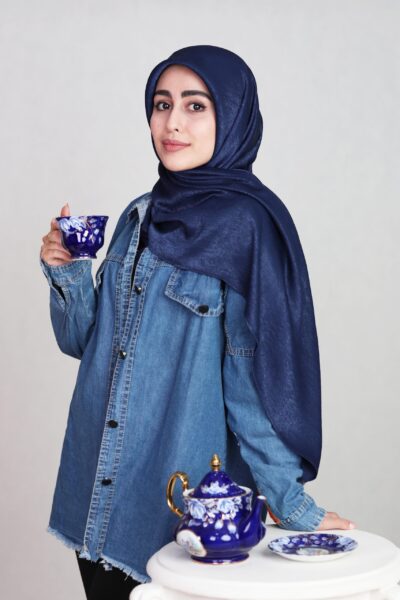 روسری ساتن ابریشم سورمه ای