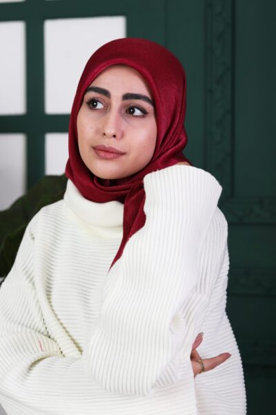 روسری ساتن ابریشم زرشکی