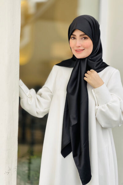 روسری ساتن مشکی