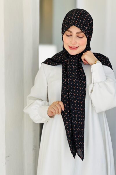 روسری وال نخی ژاکارد گلریز مشکی