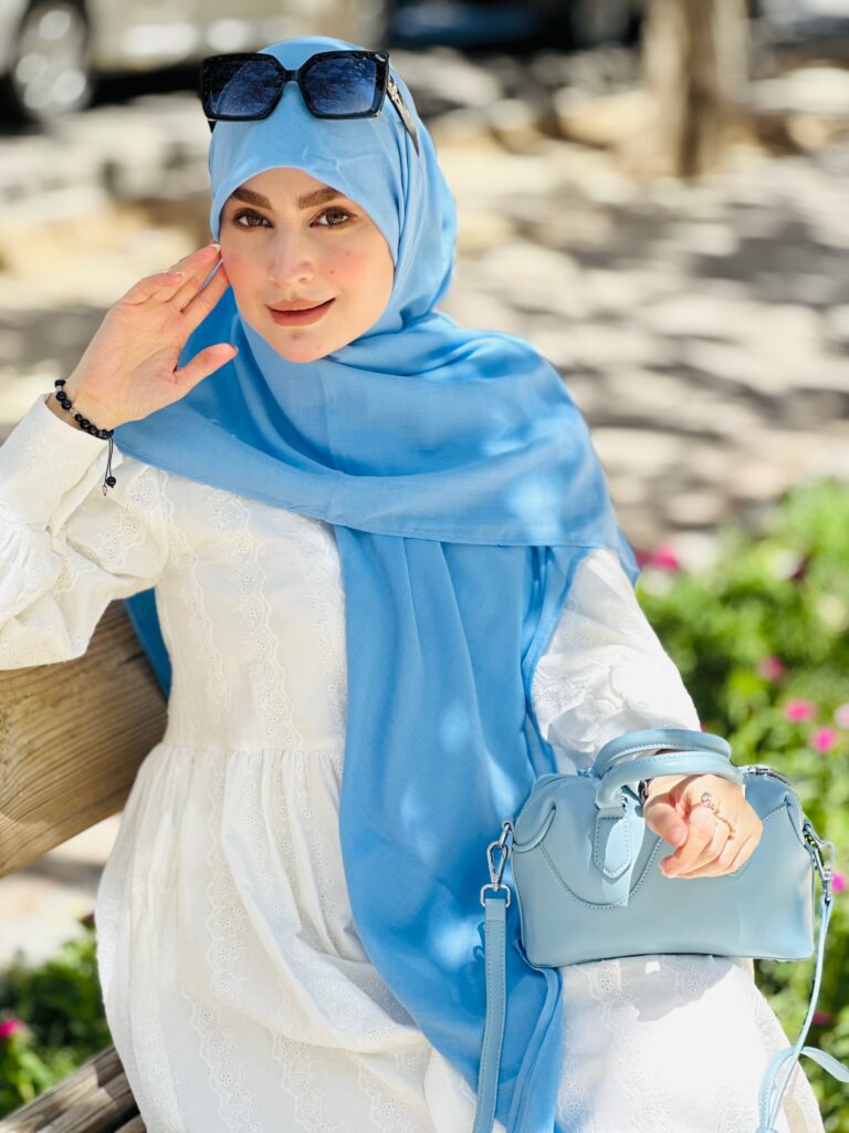 روسری وال نخی اسپان آبی