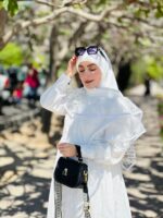 روسری توردار سفید مدل گل عروس 2