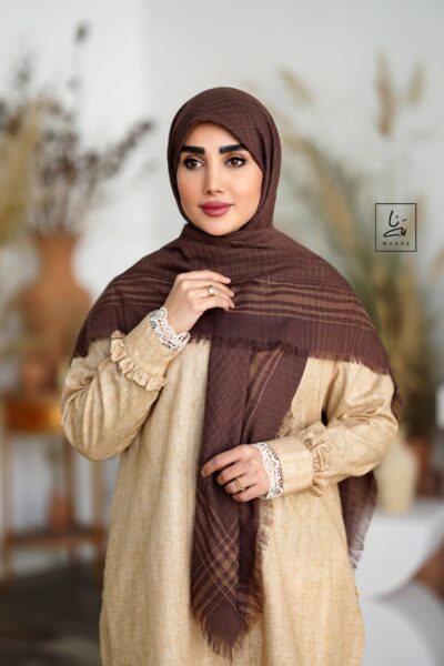 روسری نخی حاشیه لمه قهوه ای