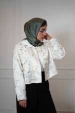 کت سفید تور گلدوزی نیلا