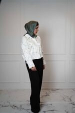 کت سفید تور گلدوزی نیلا